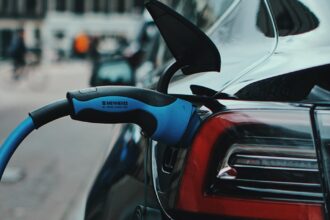 Borne de recharge pour voiture électrique