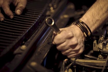 Entretien automobile en atelier